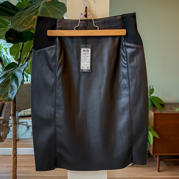 Vero Moda pleather skirt - Picture 3 of 4